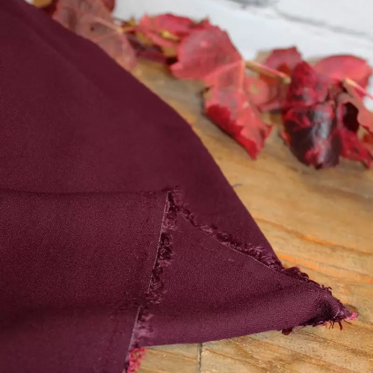 REMNANT - 0.65m - Viscose Crepe Fabric by Eglantine et Zoe - Bordeaux