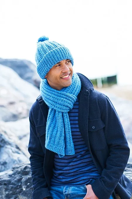 Knitting Pattern - Chunky Unisex Accessories by Stylecraft 9942