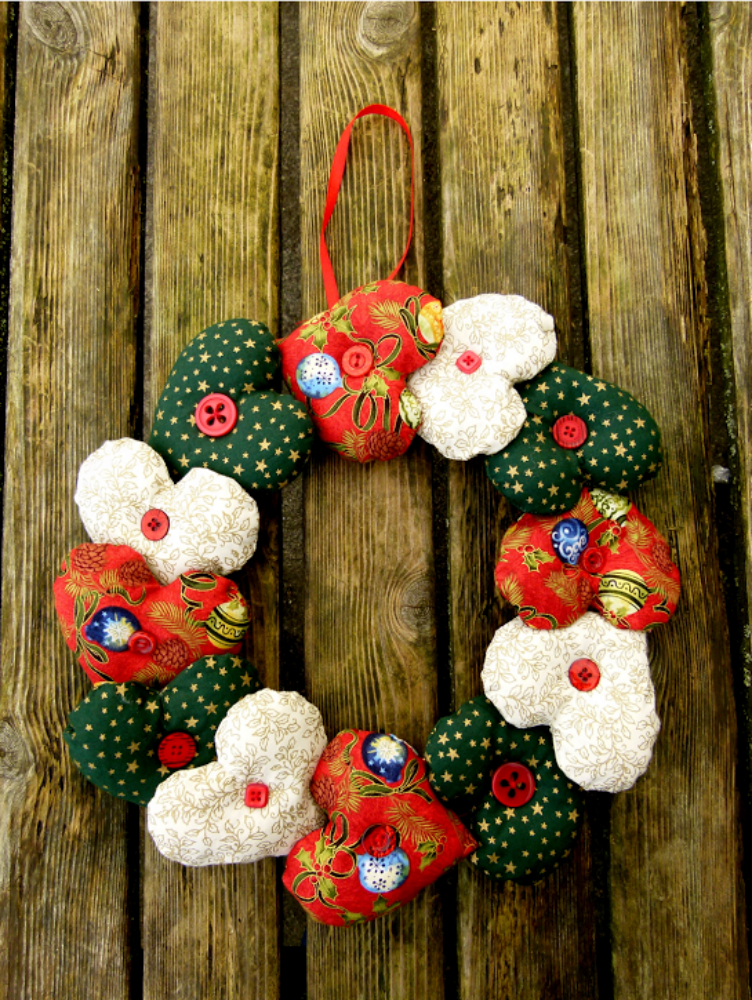 Gift Idea  Christmas Wreath Kit  Quilt Yarn Stitch