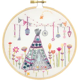 Embroidery Kit - Bohemian Teepee by Un Chat dans L'aiguille