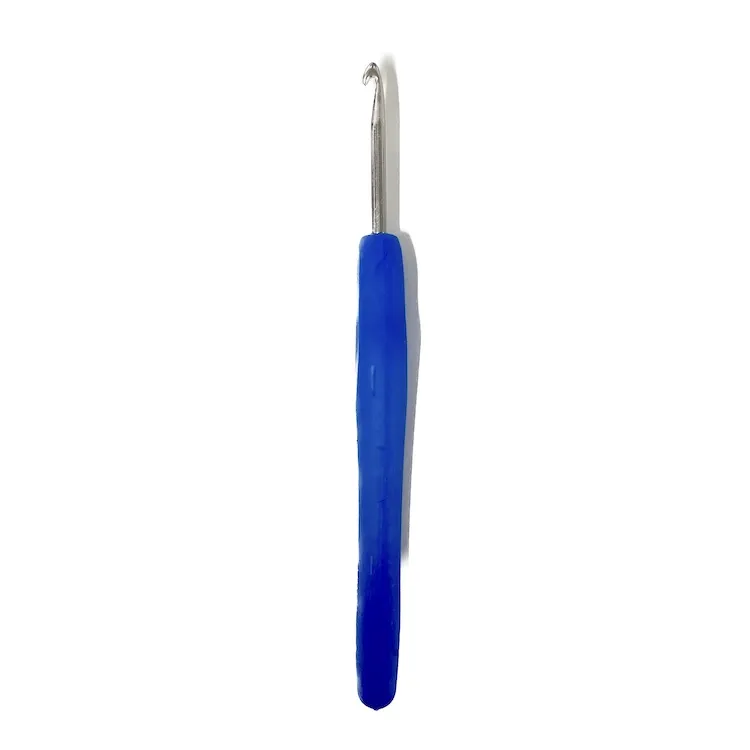 Crochet Hooks - 4mm with  Blue Handle 