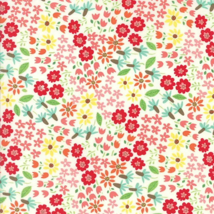 REMNANT - 0.25m - Quilting Fabric - Meadow Flowers from Farm Fun by Stacy Iest Hsu for Moda